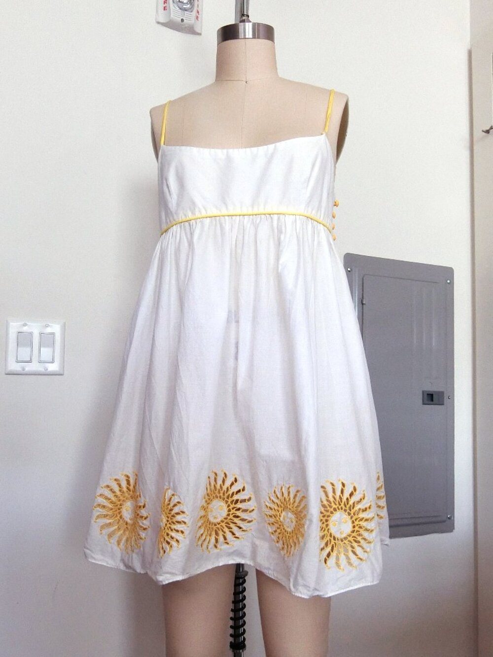 Milly Cabana White Yellow Embroidered Sun Sundress Size M